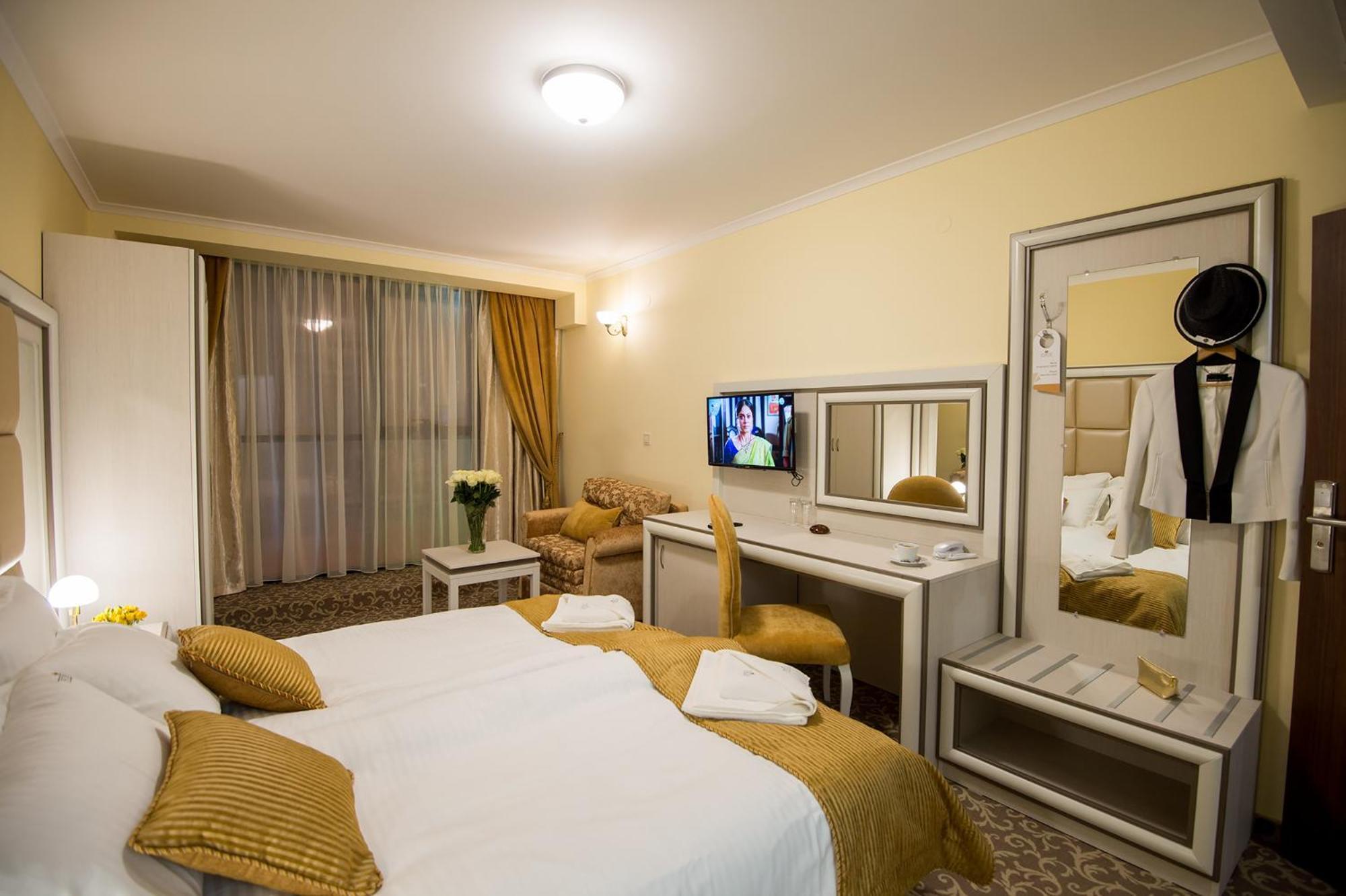 Hotel Forum Pazardzhik Luaran gambar