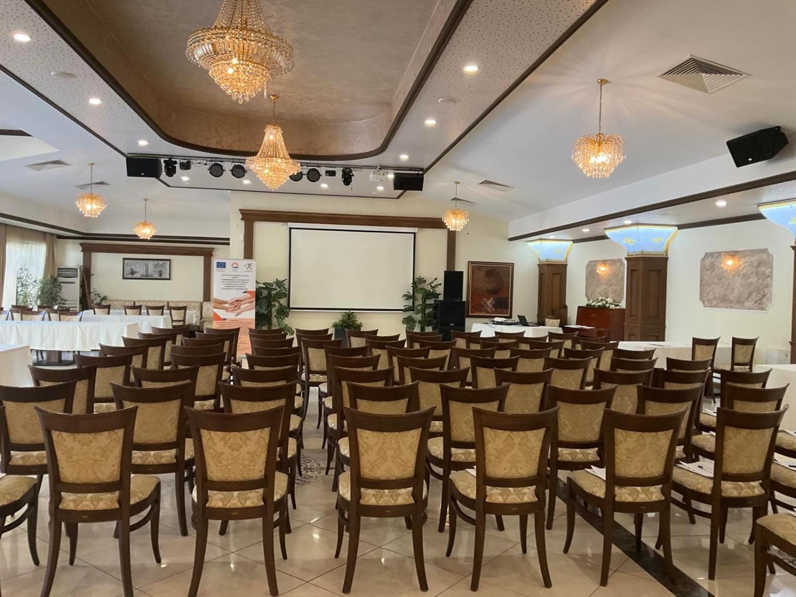 Hotel Forum Pazardzhik Luaran gambar